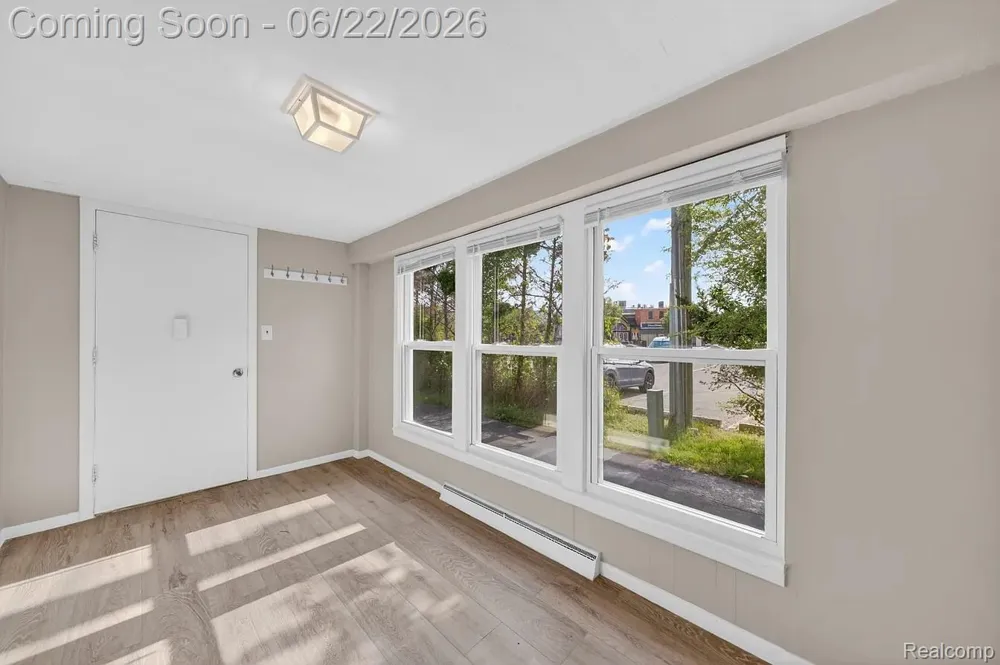 23 W Burdick Street #A 1 Oxford Village, MI 48371