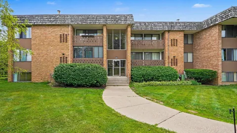2102 Pauline Boulevard #103