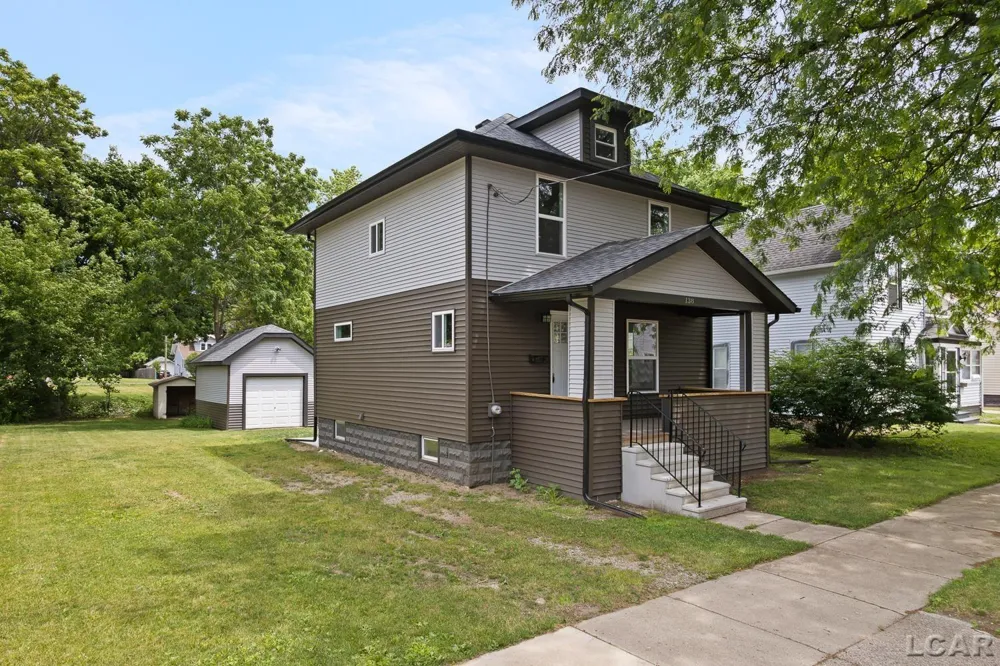 138 E Robinson Street Jackson City, MI 49203