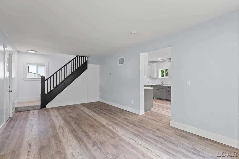 138 E Robinson Street Jackson City, MI 49203