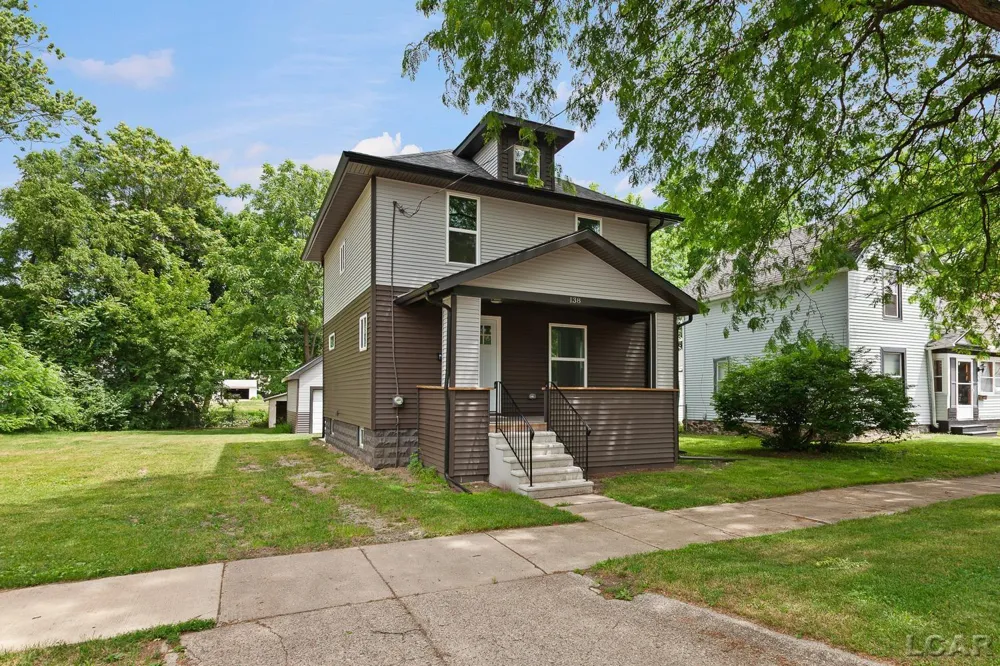 138 E Robinson Street Jackson City, MI 49203