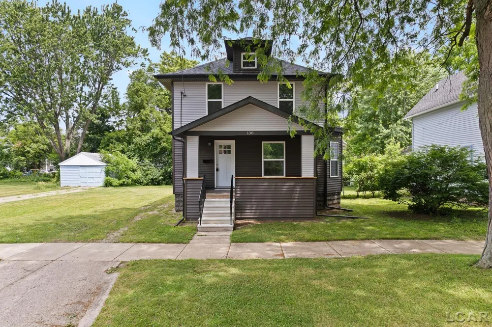 138 E Robinson Street Jackson City, MI 49203