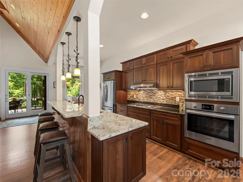 40 Shining Rock Drive Canton, NC 28716