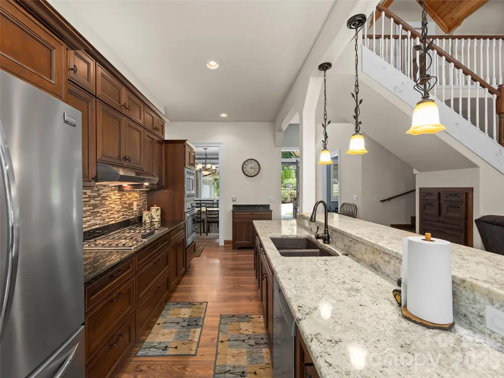 40 Shining Rock Drive Canton, NC 28716
