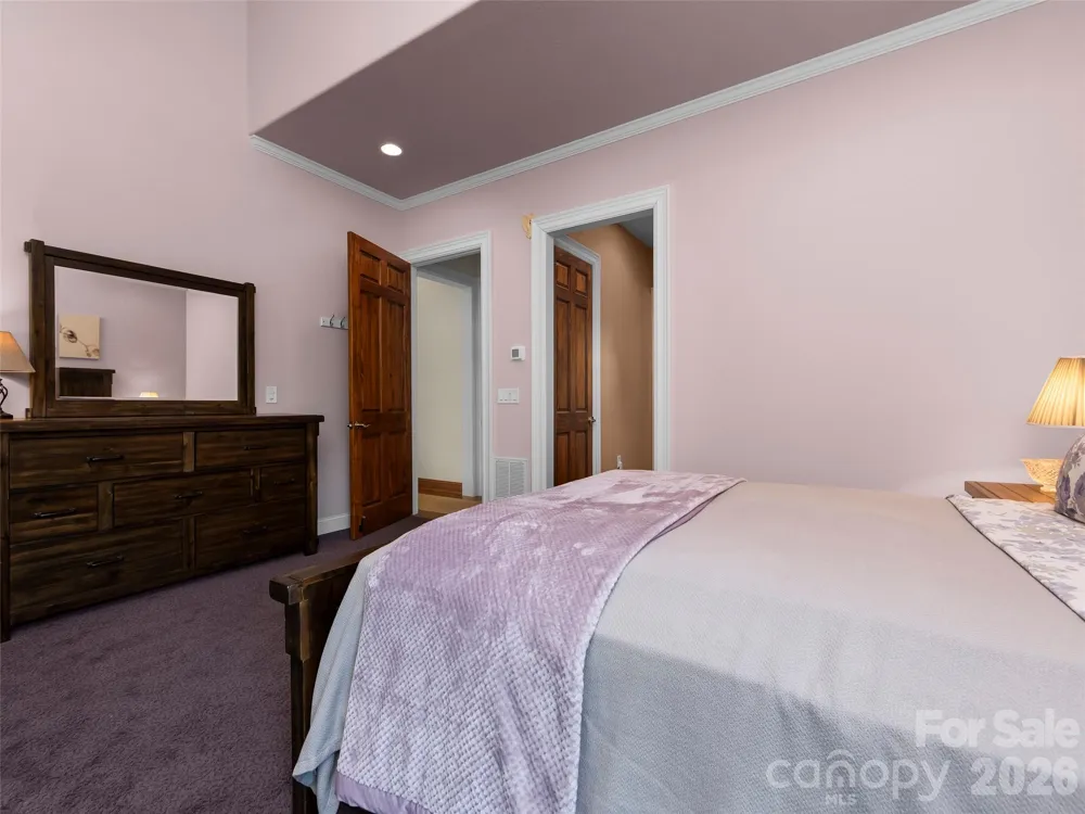 40 Shining Rock Drive Canton, NC 28716