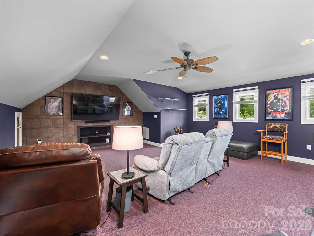 40 Shining Rock Drive Canton, NC 28716