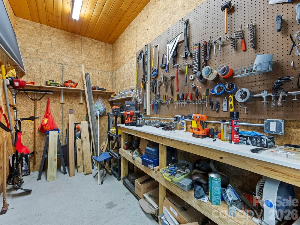 40 Shining Rock Drive Canton, NC 28716