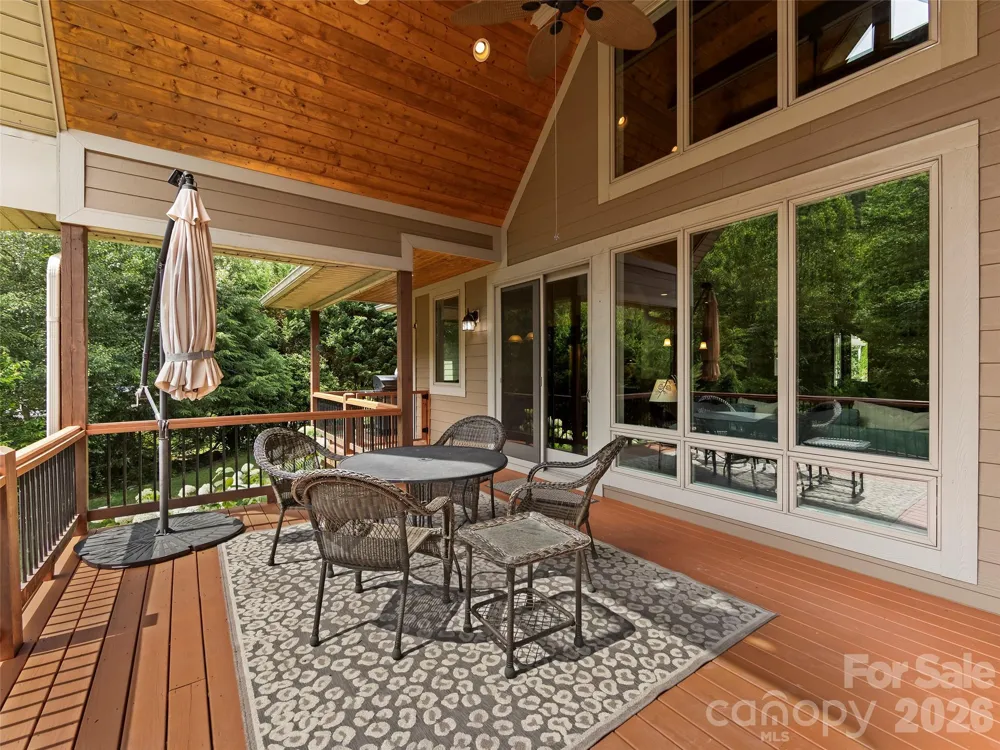 40 Shining Rock Drive Canton, NC 28716