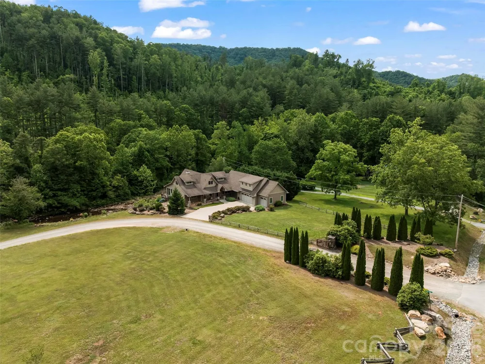 40 Shining Rock Drive Canton, NC 28716