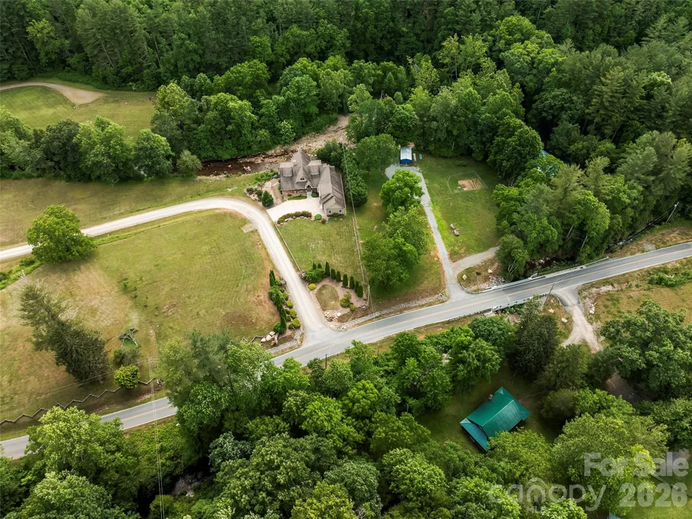 40 Shining Rock Drive Canton, NC 28716