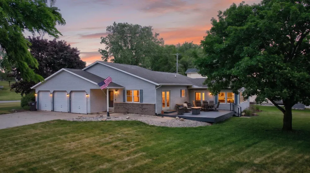 103 Paula Drive Brooklyn, MI 49230