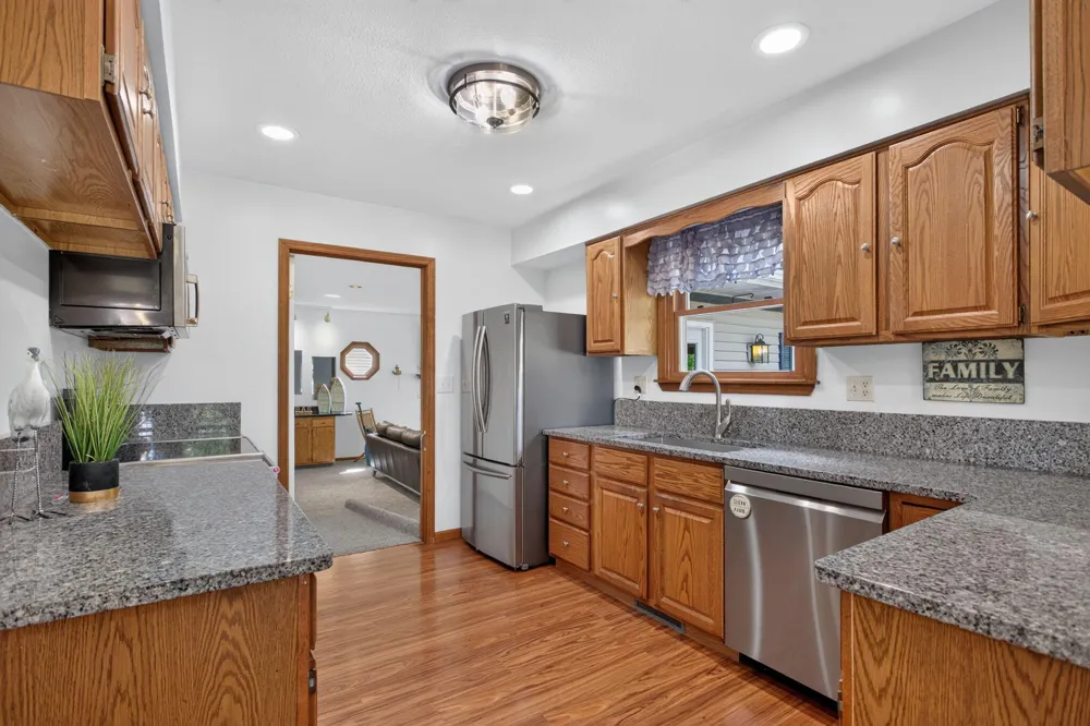 103 Paula Drive Brooklyn, MI 49230