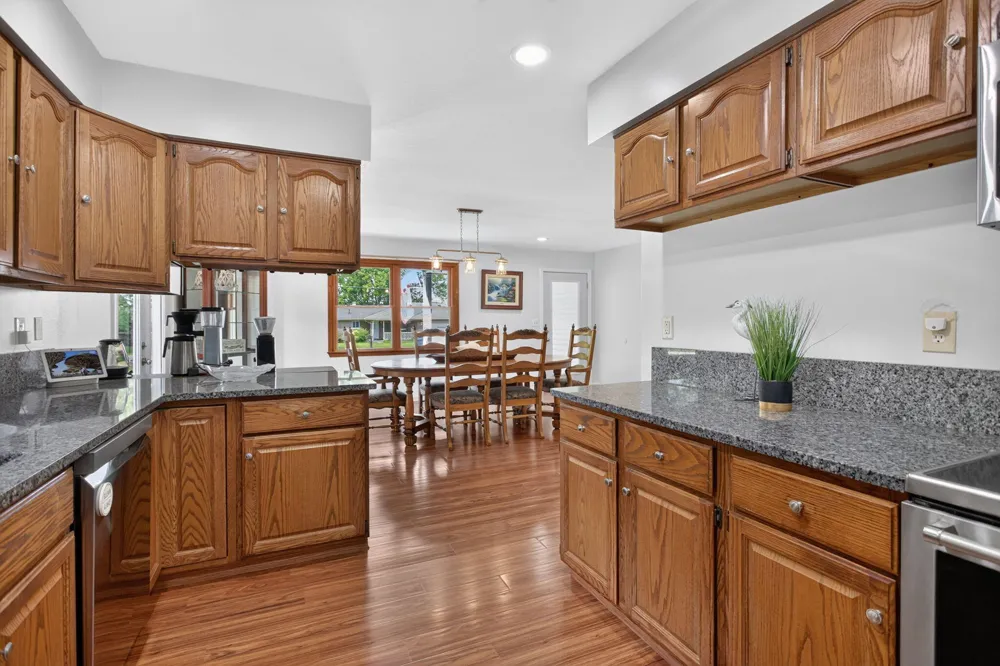 103 Paula Drive Brooklyn, MI 49230