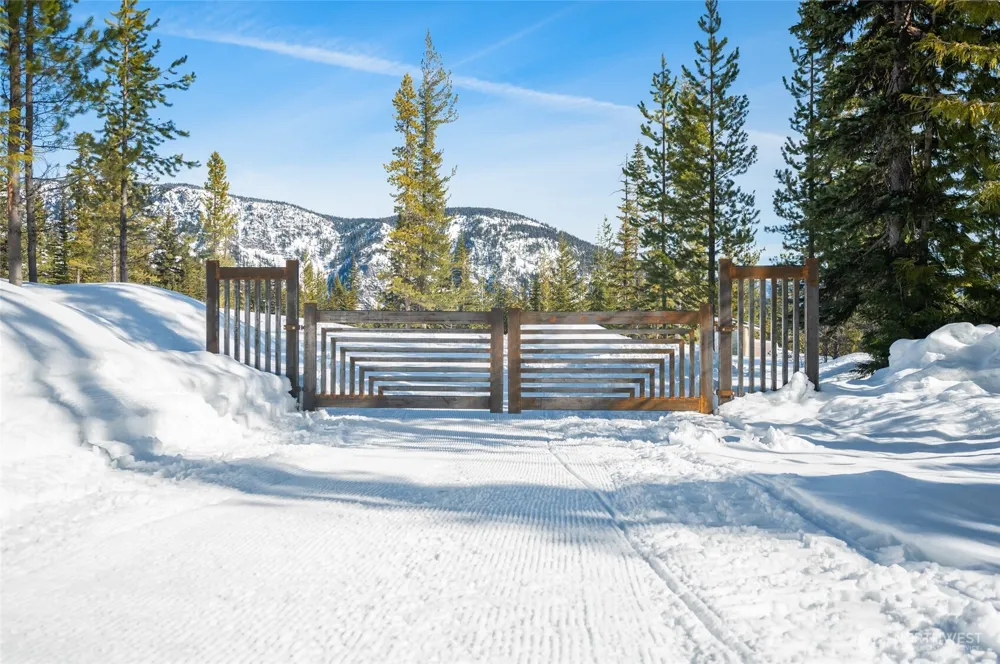 1 Mountain Club FS Rd 6930 Leavenworth, WA 98826