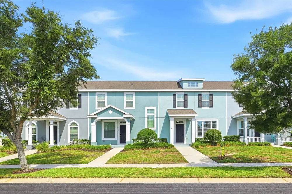 528 RAINBOW SPRINGS LOOP Groveland, FL 34736