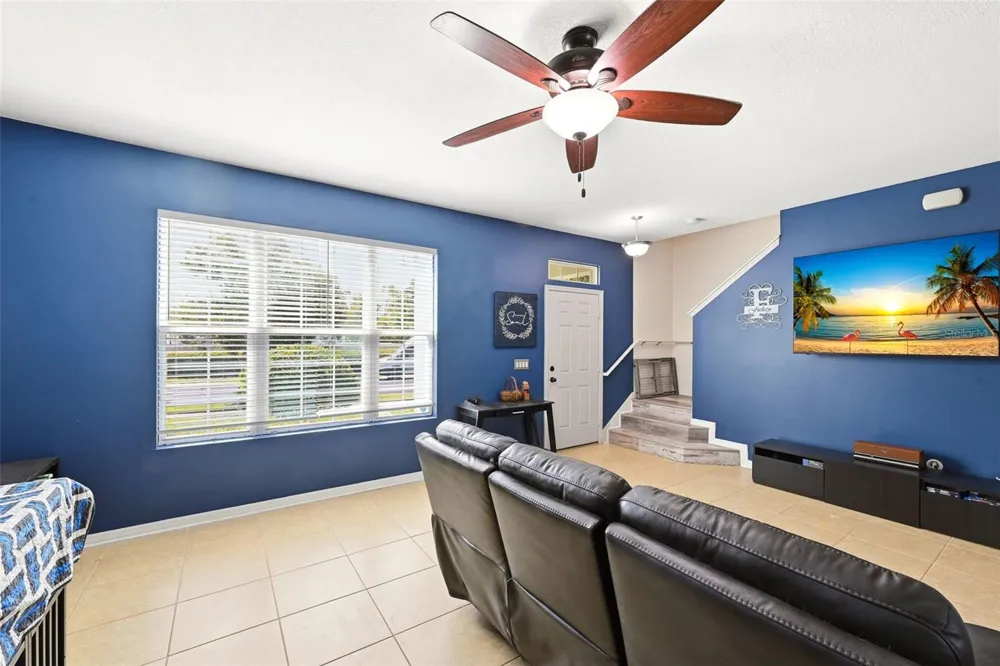 528 RAINBOW SPRINGS LOOP Groveland, FL 34736