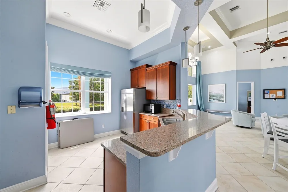 528 RAINBOW SPRINGS LOOP Groveland, FL 34736