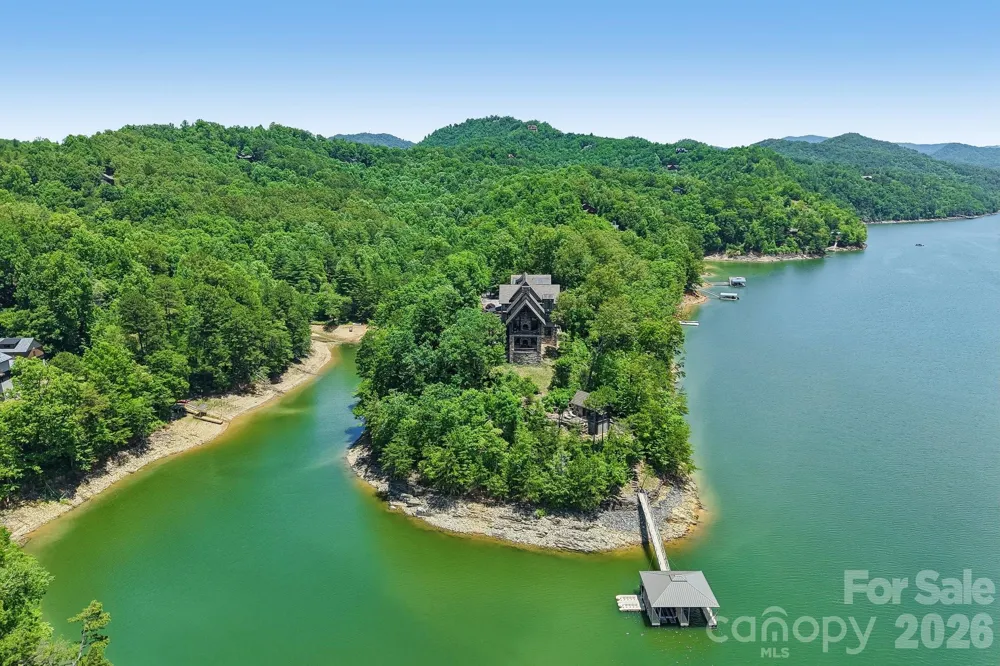 410 Lakewood Drive Bryson City, NC 28713