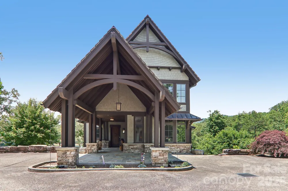 410 Lakewood Drive Bryson City, NC 28713