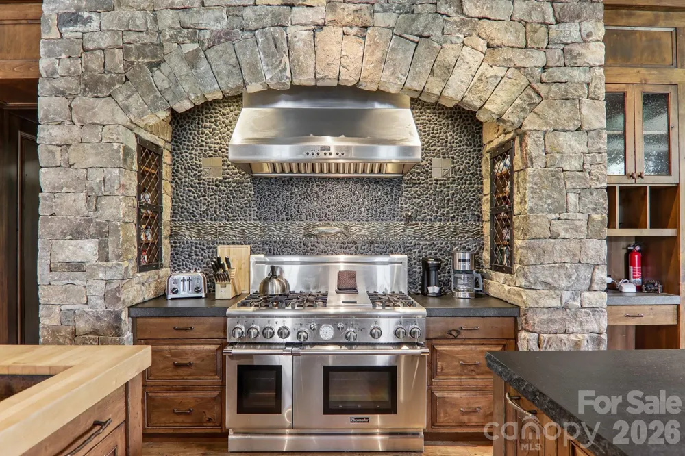 410 Lakewood Drive Bryson City, NC 28713