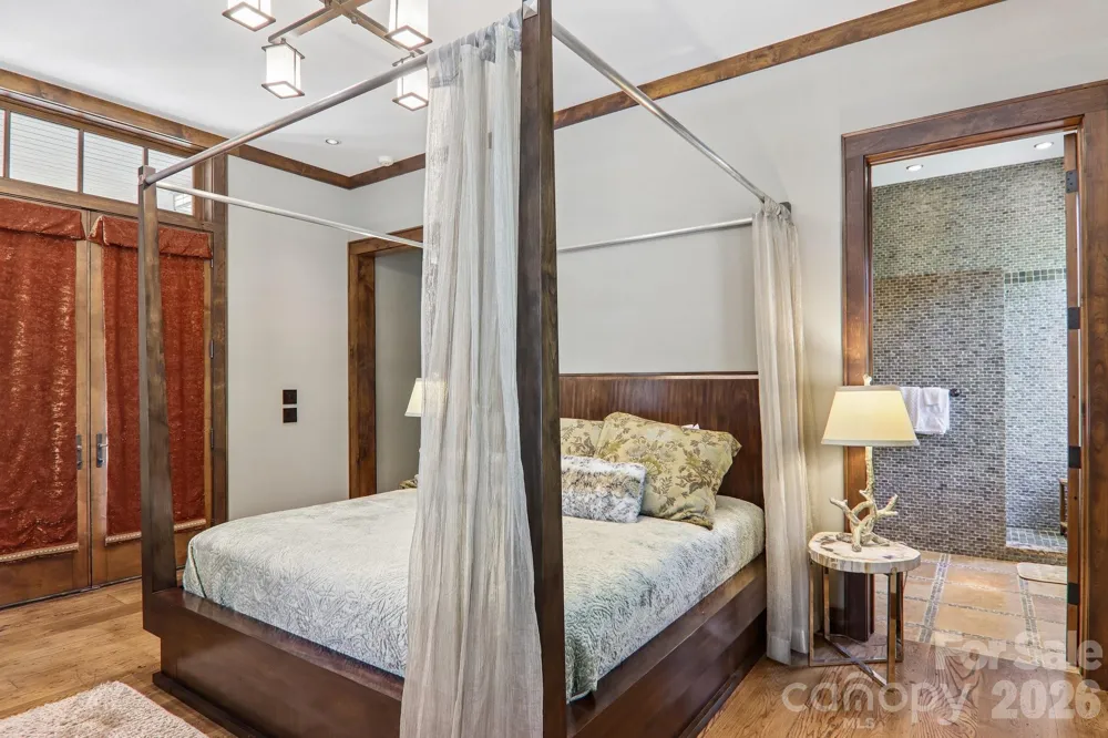 410 Lakewood Drive Bryson City, NC 28713