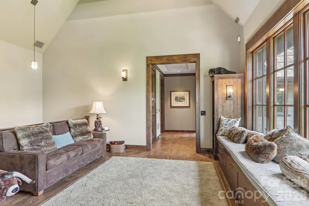 410 Lakewood Drive Bryson City, NC 28713