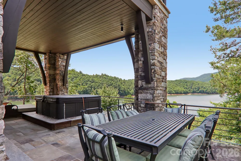 410 Lakewood Drive Bryson City, NC 28713
