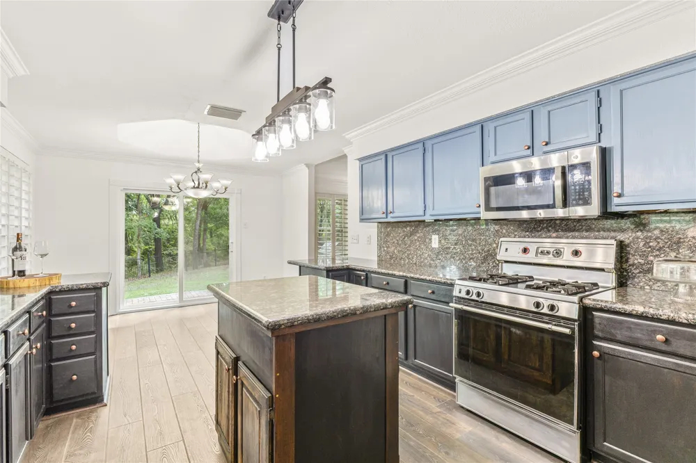 5320 Hidden Court Garland, TX 75043