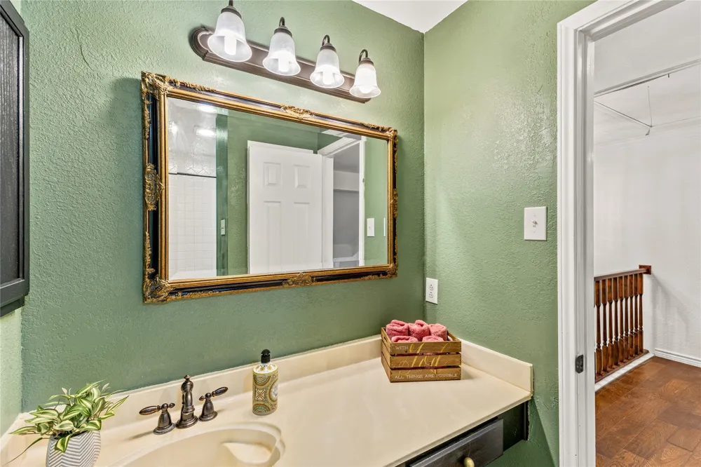 5320 Hidden Court Garland, TX 75043