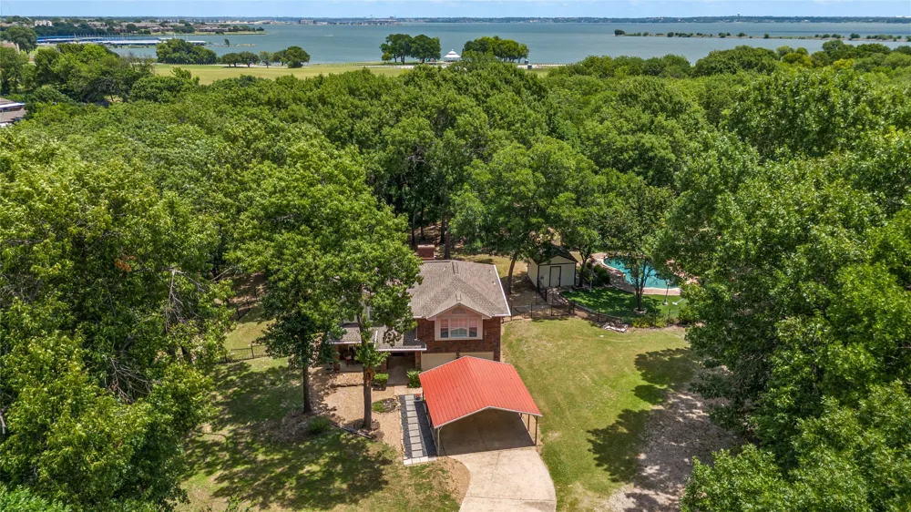 5320 Hidden Court Garland, TX 75043
