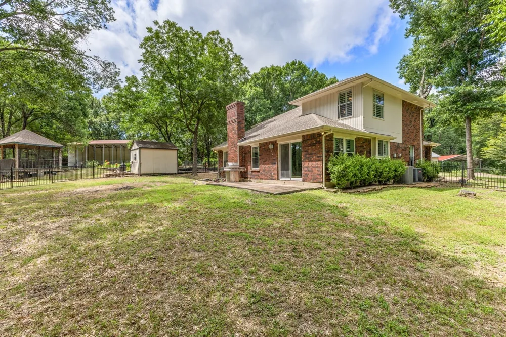 5320 Hidden Court Garland, TX 75043