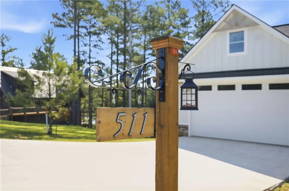 511 Sandy Lake Lane Blairsville, GA 30512