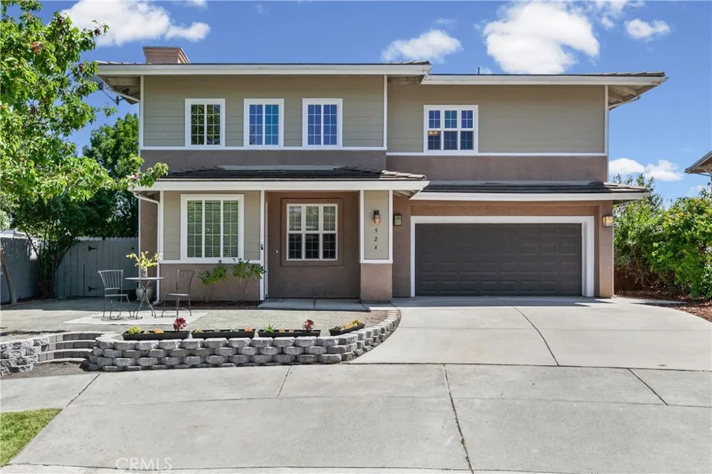 924 Riata Court Paso Robles, CA 93446