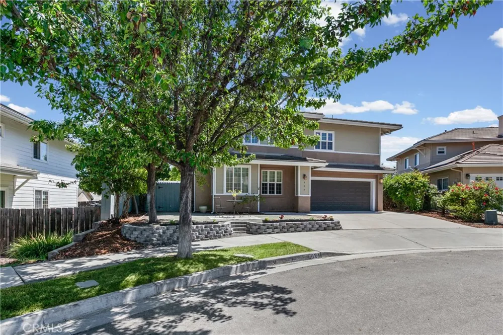 924 Riata Court Paso Robles, CA 93446
