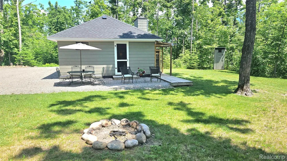 9110 W Gaylanta Drive Vienna Township, MI 49709
