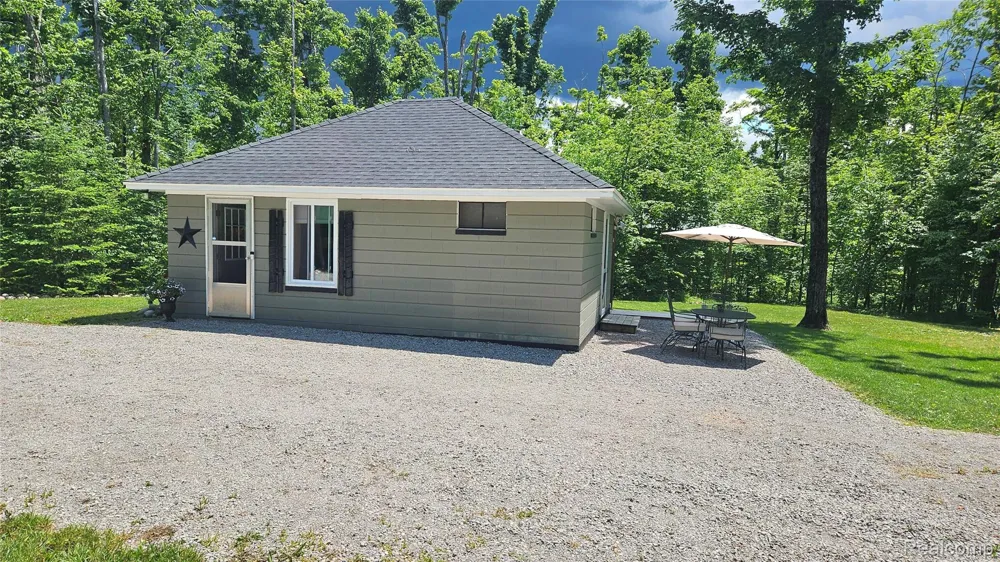 9110 W Gaylanta Drive Vienna Township, MI 49709