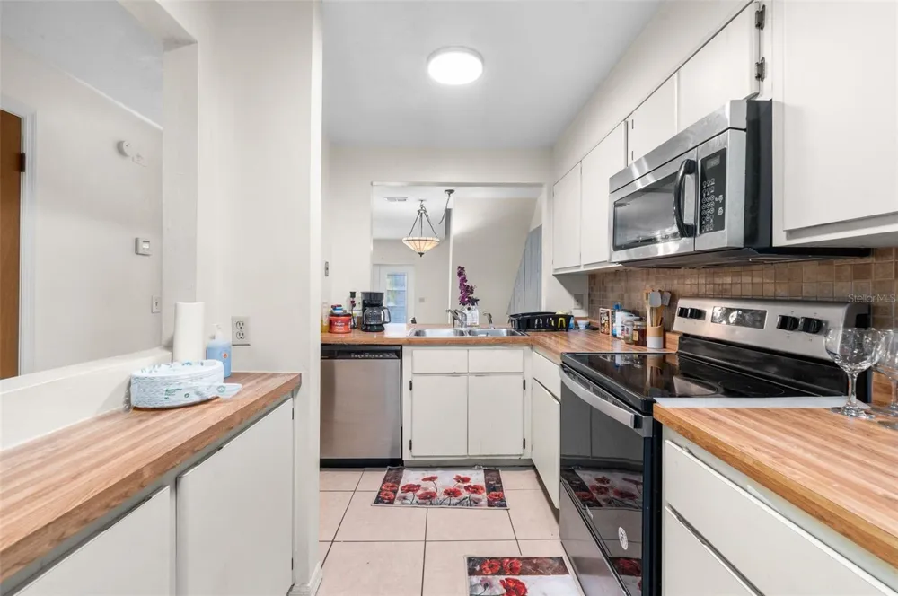3312 NW 52ND TERRACE Gainesville, FL 32606