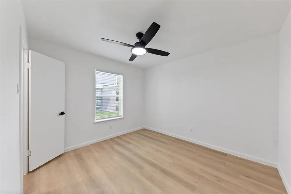 815 Lyle West Avenue #C Cleveland, TX 77327