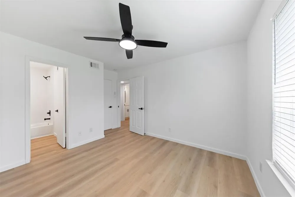 815 Lyle West Avenue #C Cleveland, TX 77327