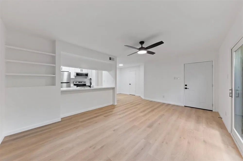 815 Lyle West Avenue #C Cleveland, TX 77327