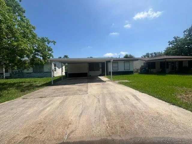 5614 Cordelia Street Corpus Christi, TX 78412