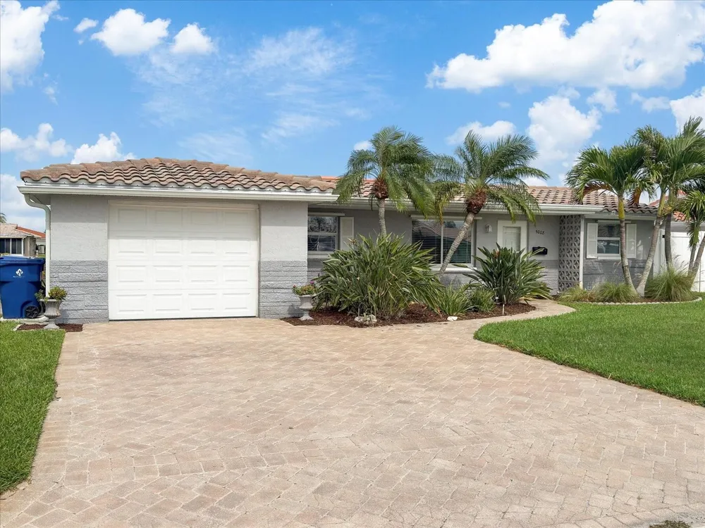 5008 DORY DRIVE New Port Richey, FL 34652