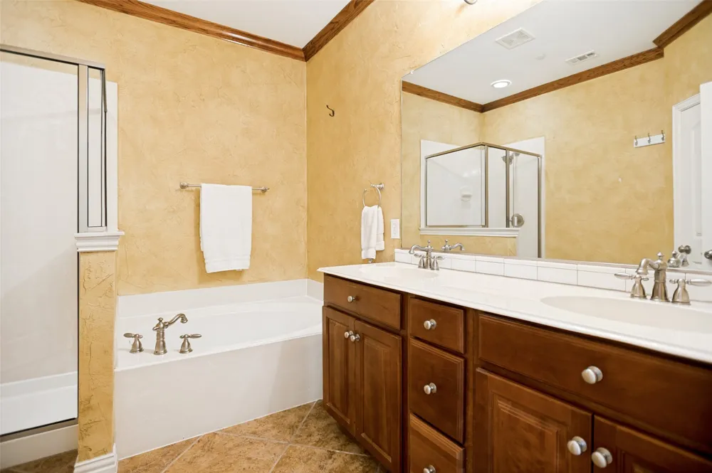 2634 Chambers Drive Lewisville, TX 75067