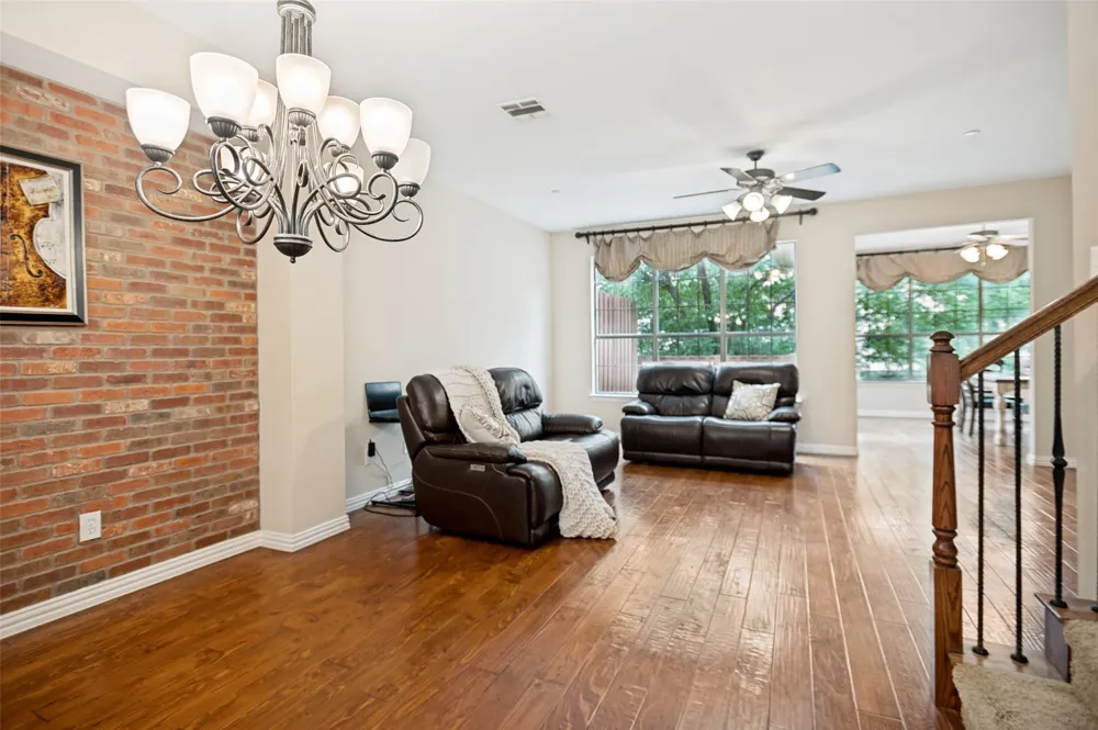 2634 Chambers Drive Lewisville, TX 75067