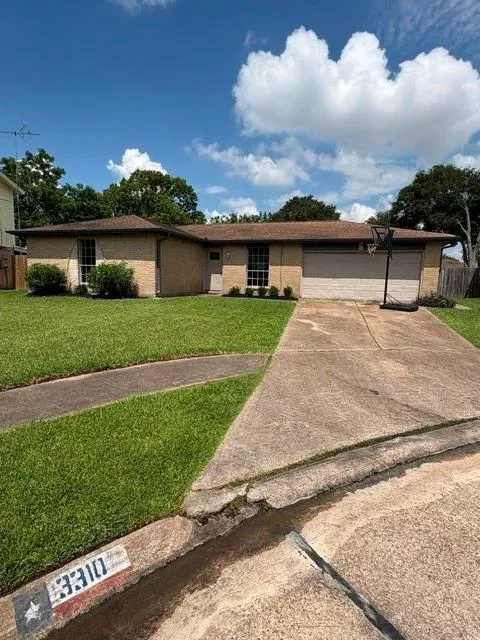 3310 Ashwyne Court