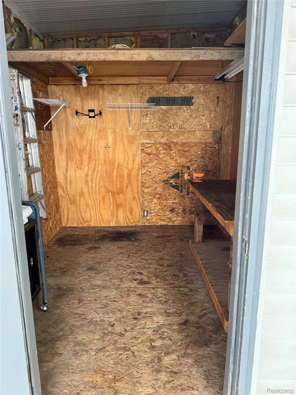 8171 Chickadee Court Tittabawassee Township, MI 