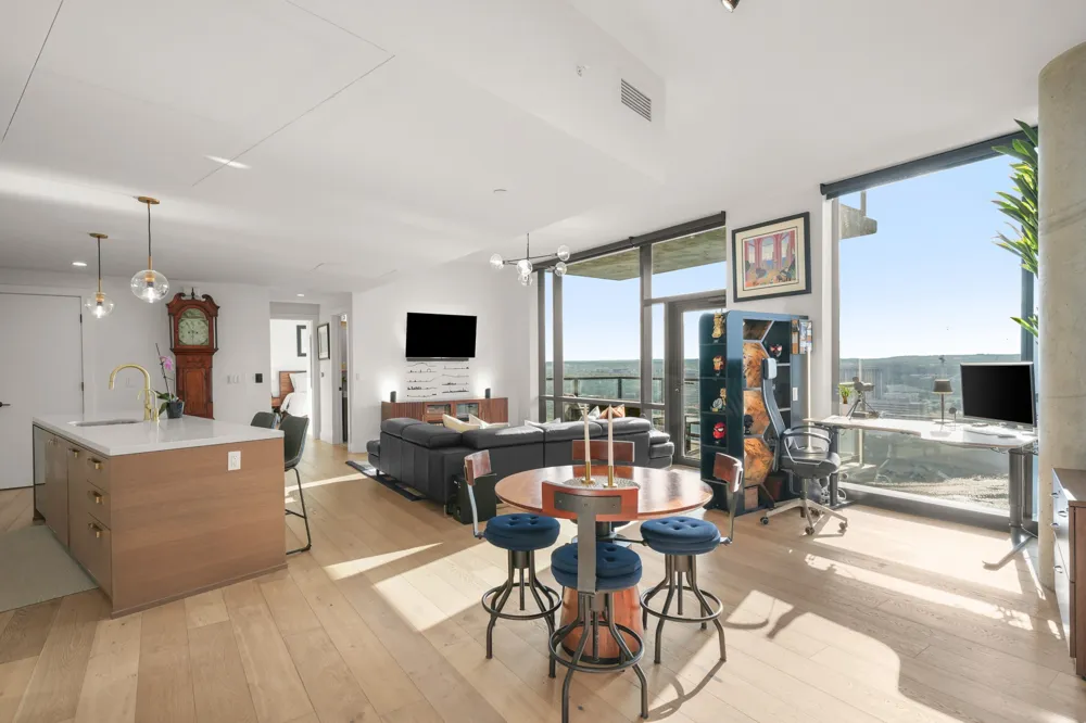 70 Rainey Street #1908 Austin, TX 78701