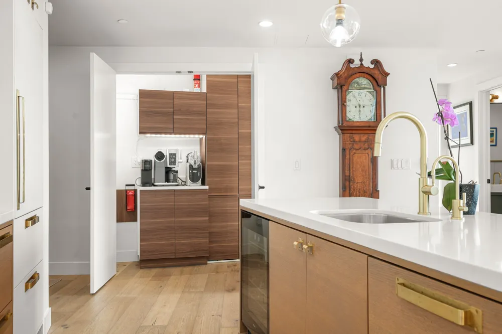 70 Rainey Street #1908 Austin, TX 78701