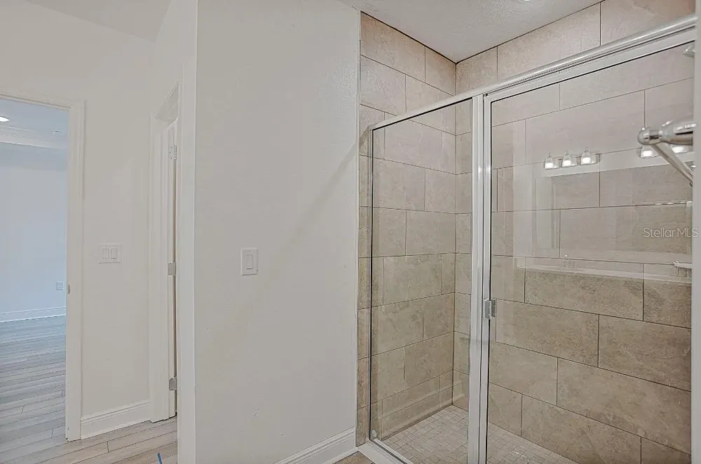 1927 TRAVELERS PALM DRIVE Edgewater, FL 32141