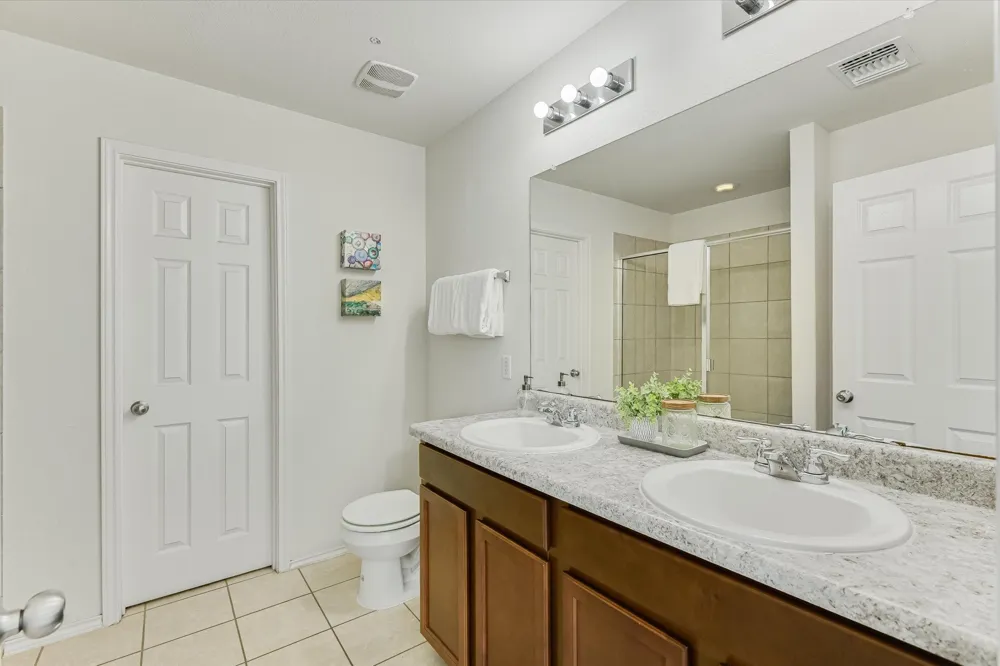 220 Nettletree Drive Buda, TX 78610